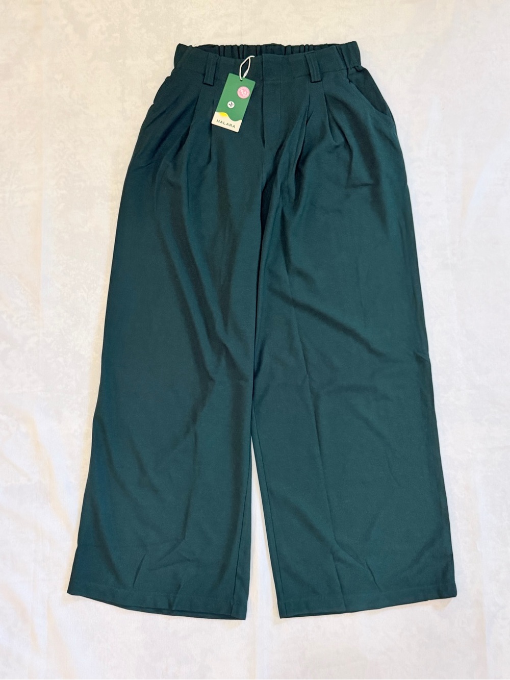 HALARA Pleated Dress Pants Women M Green High Waisted Wide Leg Pockets Pull On